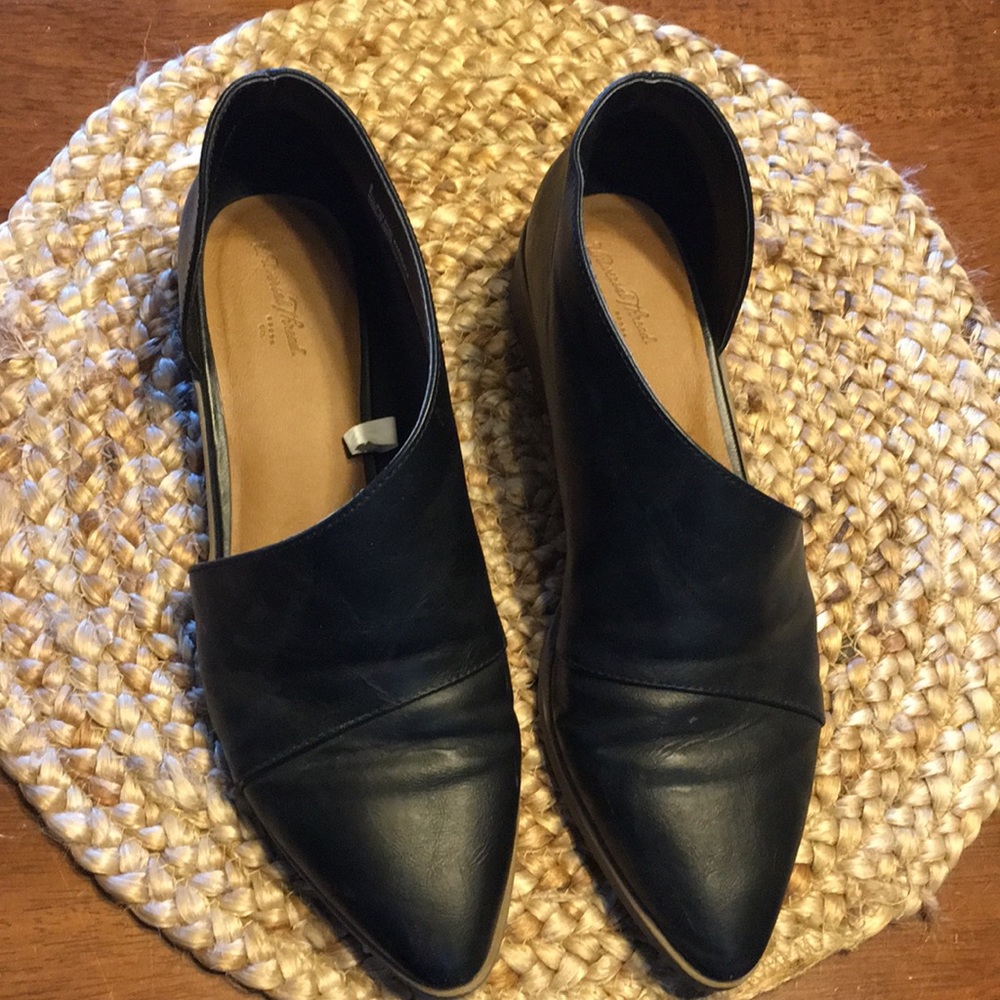 Universal Tread Shoes